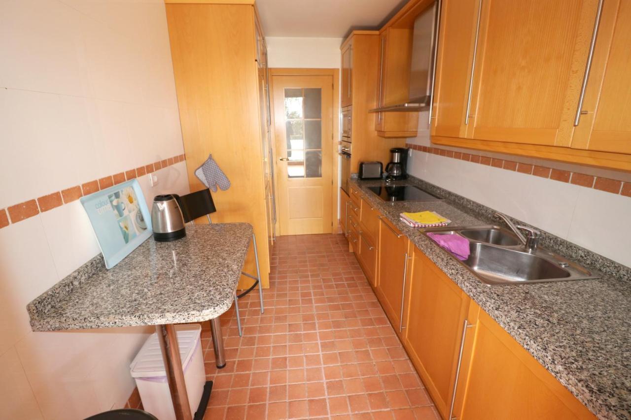 Salinas. Apartment For 4. Terrace/Parking/Pools/Gym/4Mins Beach Эстепона Экстерьер фото